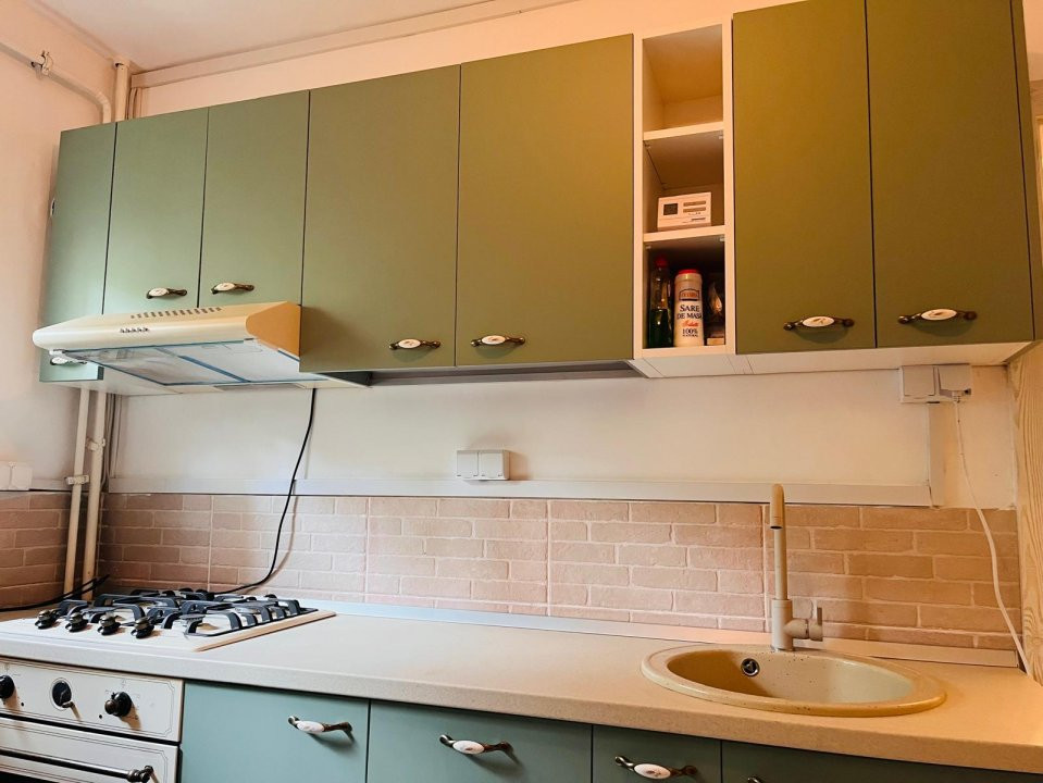 Apartament central 2 camere, modern si primitor - zona Piata Mare