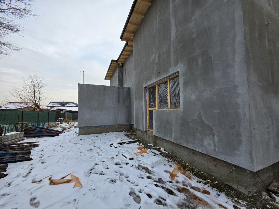 Casă Duplex La Cheie - Finisaje Personalizabile - Teren de 300 mp