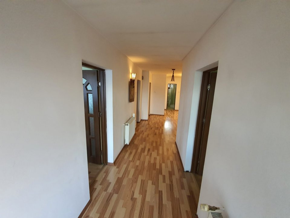 Casa ultracentral de inchiriat 