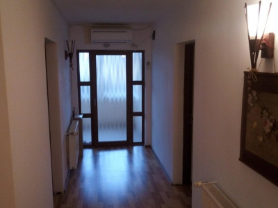 CASA DE VANZARE - Dacia - Vasile Lascar - 100mp