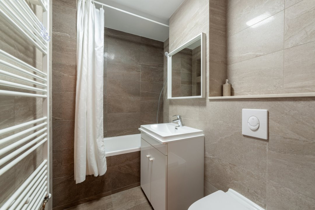 Apartament modern 3 camere Pitești zona Găvana Sc19