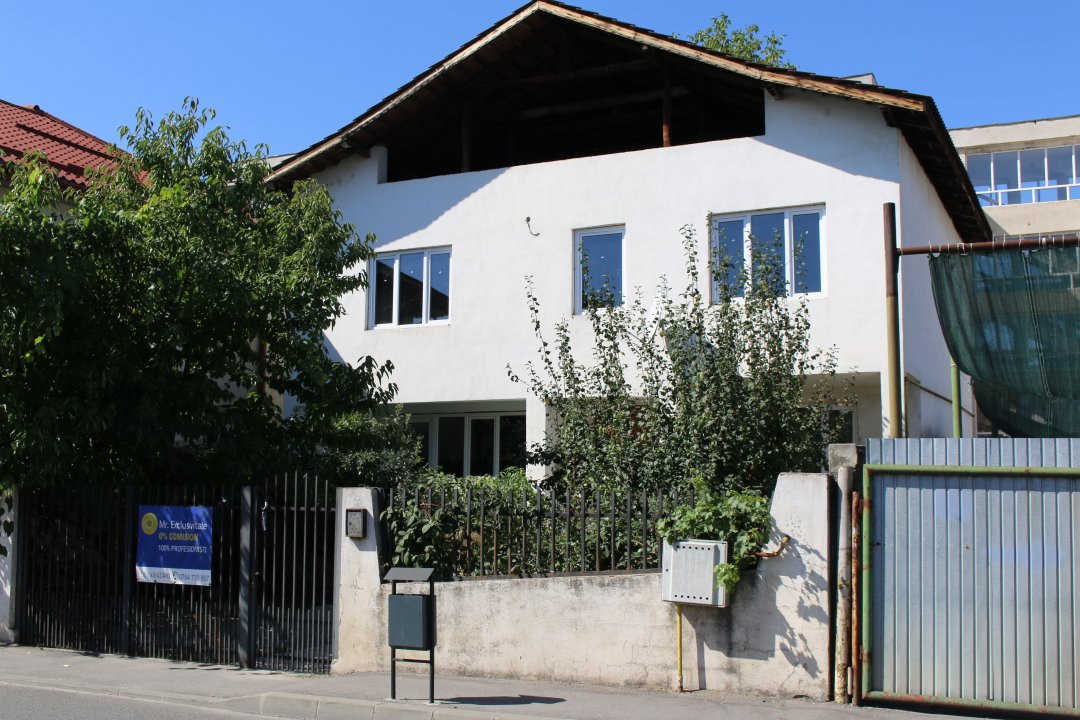 Casă de vânzare – Strada Griviței, Târgu Jiu