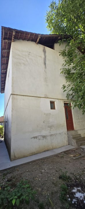 Casă de vânzare – Strada Griviței, Târgu Jiu