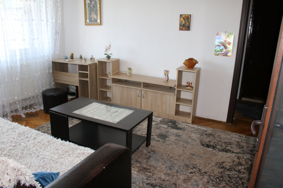 Apartament mobilat si utilat de inchiriat 