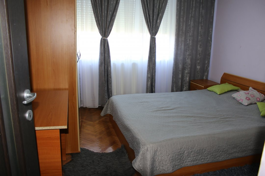 Apartament mobilat si utilat de inchiriat 
