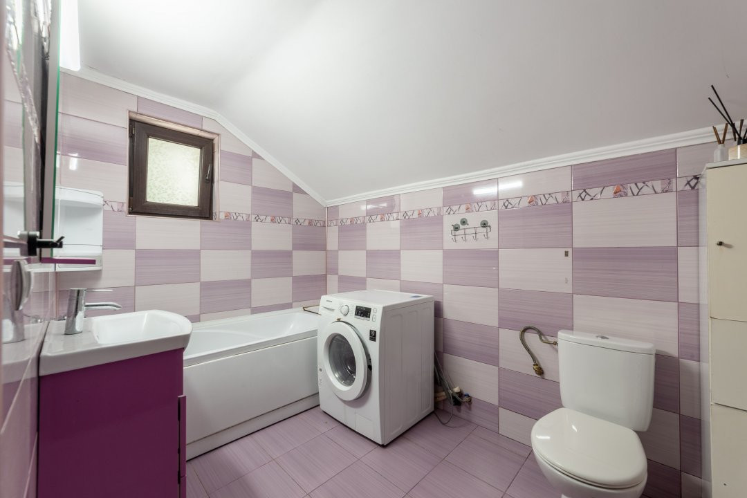 Casa cu piscina in Mioveni cartier Racovita
