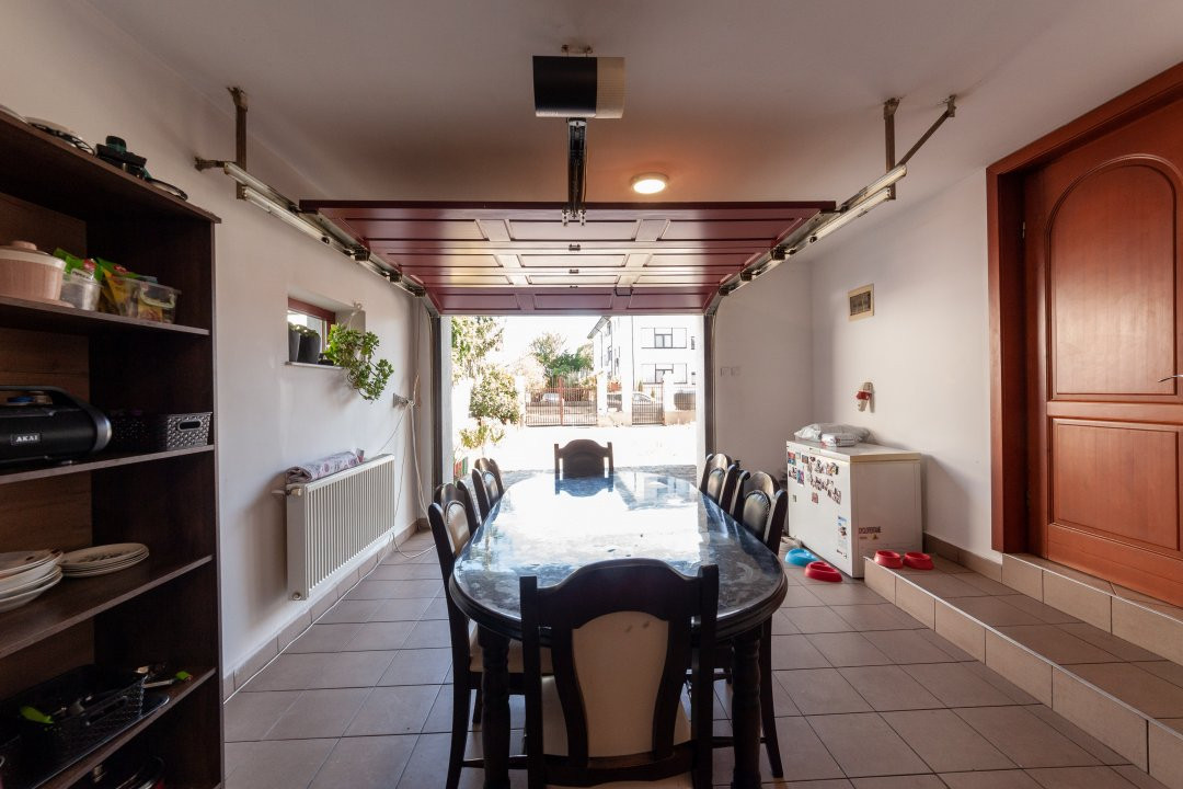 Oportunitate rară în Găvana-casă cu teren mare, la doi pași de tot ce ai nevoie