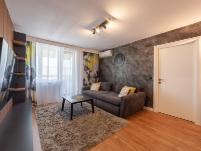 Inchiriere apartament 2 camere Pitesti ultracentral, langa Primarie