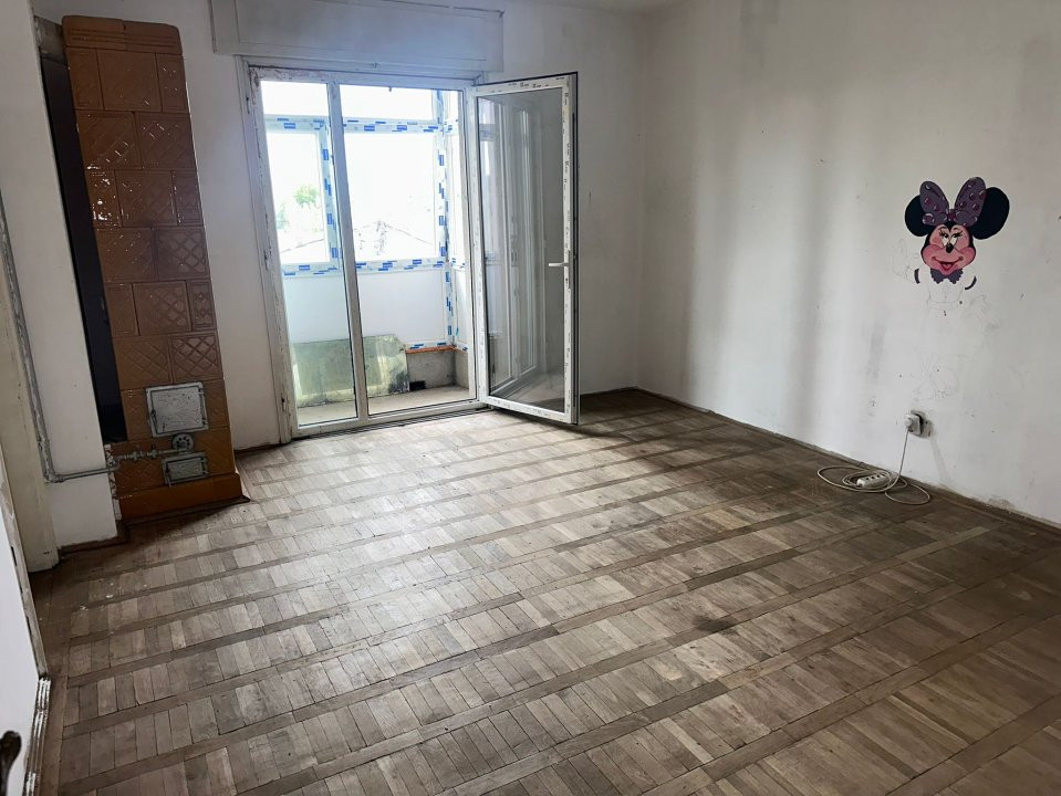 Apartament 2 cam decomandat, 56 mp + boxă, Sector 1 – renovare completă