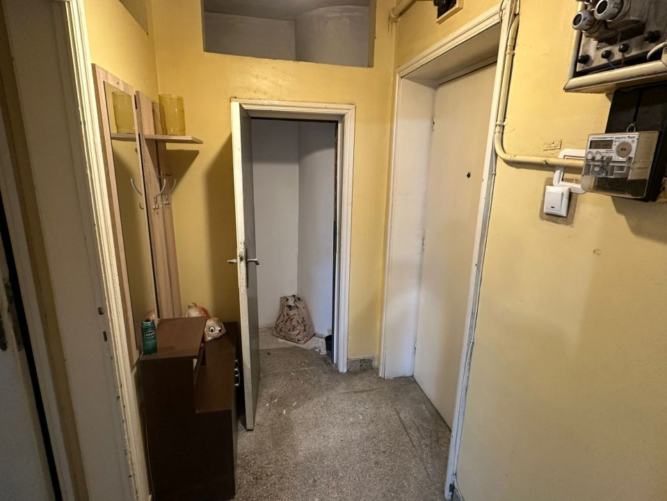 Apartament 2 cam decomandat, 56 mp + boxă, Sector 1 – renovare completă