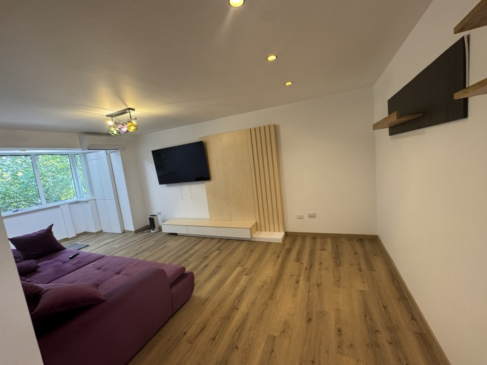 Apartament 3 camere - prima închiriere – complet mobilat și utilat