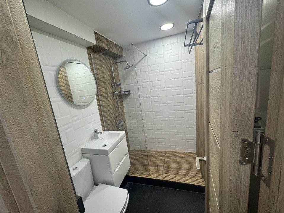Apartament 3 camere - prima închiriere – complet mobilat și utilat