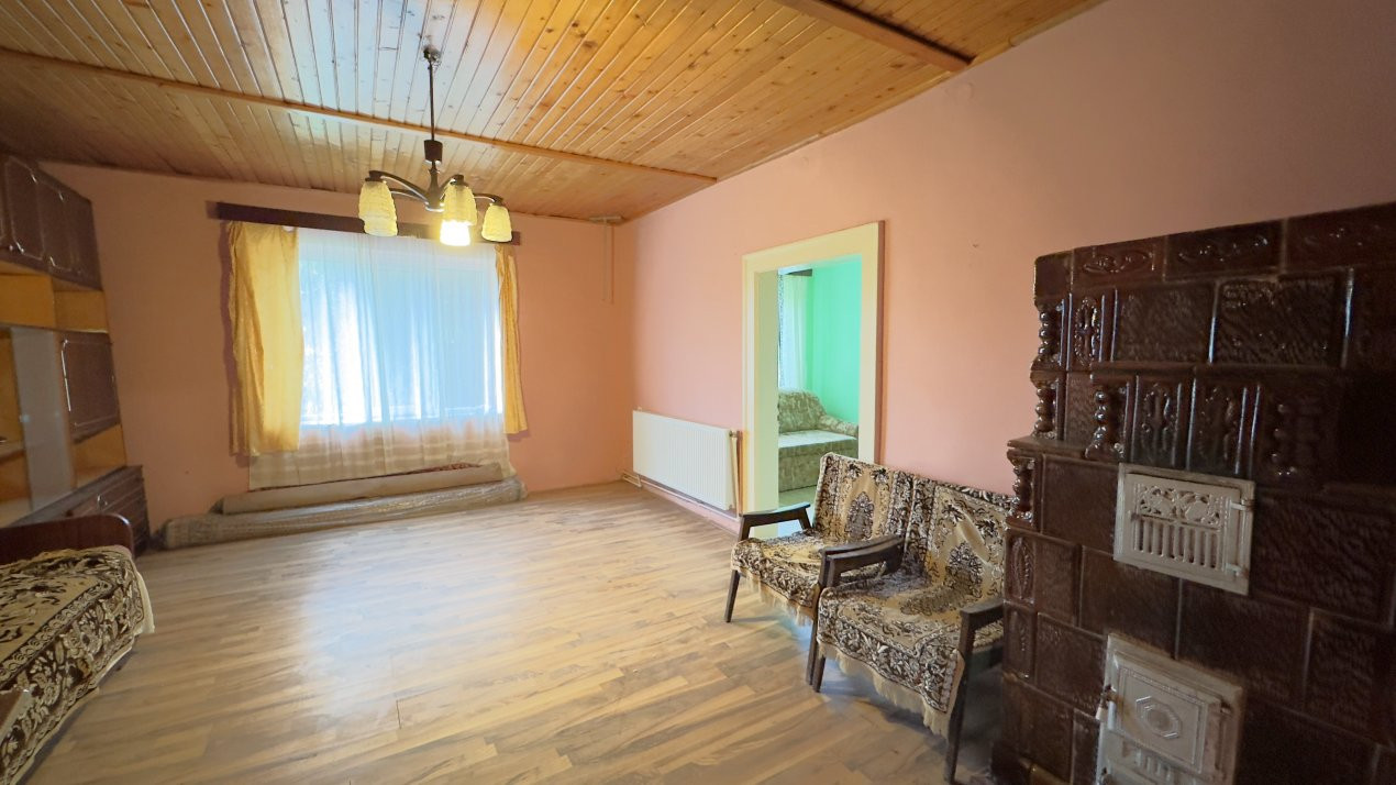 Casă 3 camere, Teren 3.263 mp, Str.Mărășești Nr.16 -Carei-Comision 0% cumpărător