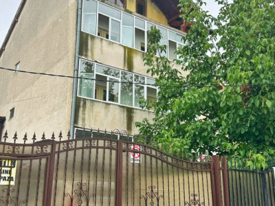 Casa Generoasa + 500mp Teren Banat - Pitesti