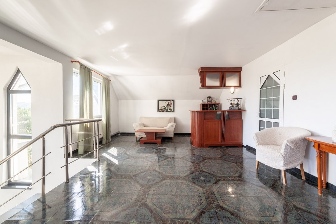 Casa visurilor cu livada roditoare si gradina amenajata Darmanesti-Arges