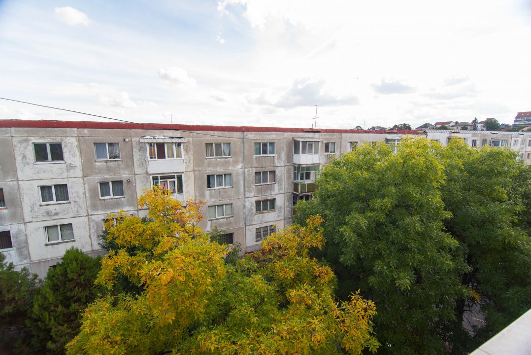 Apartament 2 camere Banat, langa Liceul Barbu, Pitesti. Comision 0%