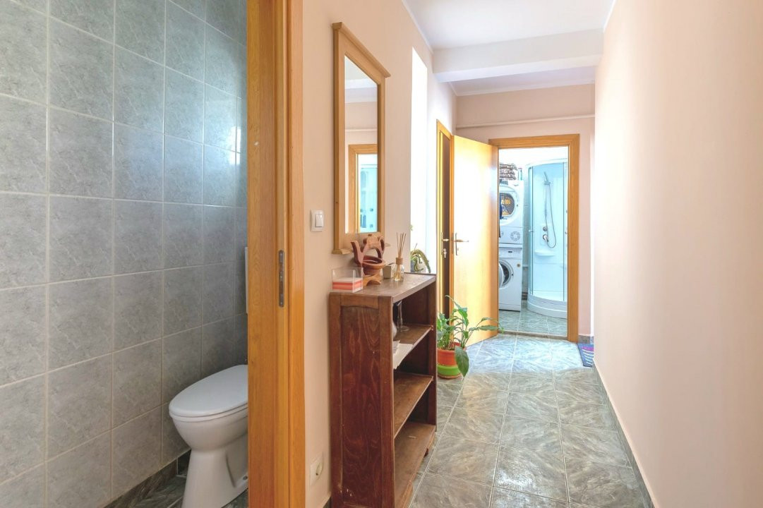 Apartament de inchiriat 3 camere în Piața Unirii cu loc de parcare 