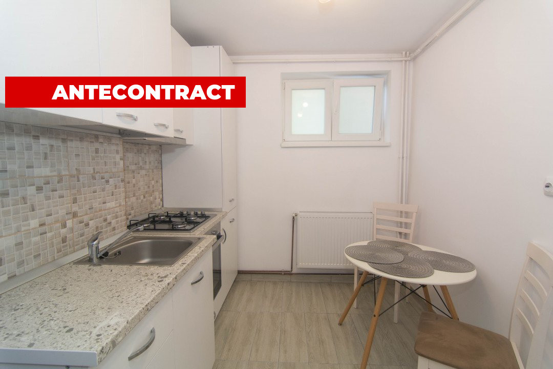 Apartament 2 camere, etaj 1, central, Pitesti