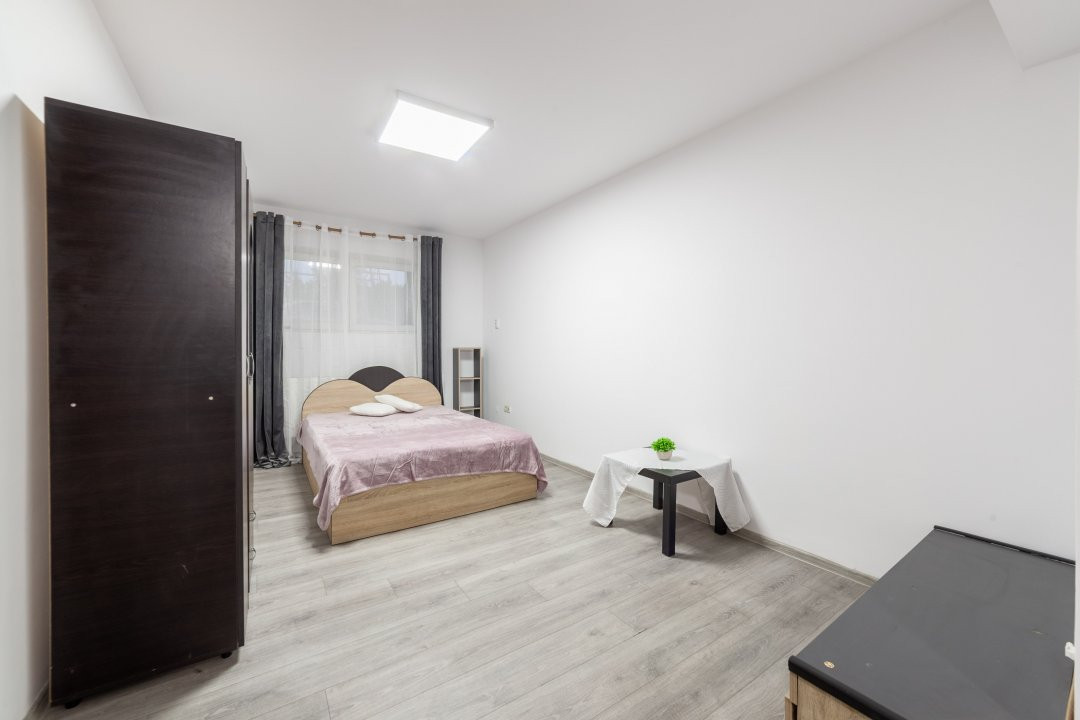 Garsoniera tip studio Pitesti zona Banat-bloc nou!