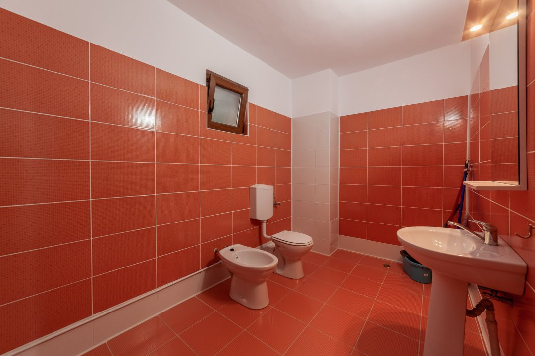 Casa moderna Bradu la 5 min Pitesti!