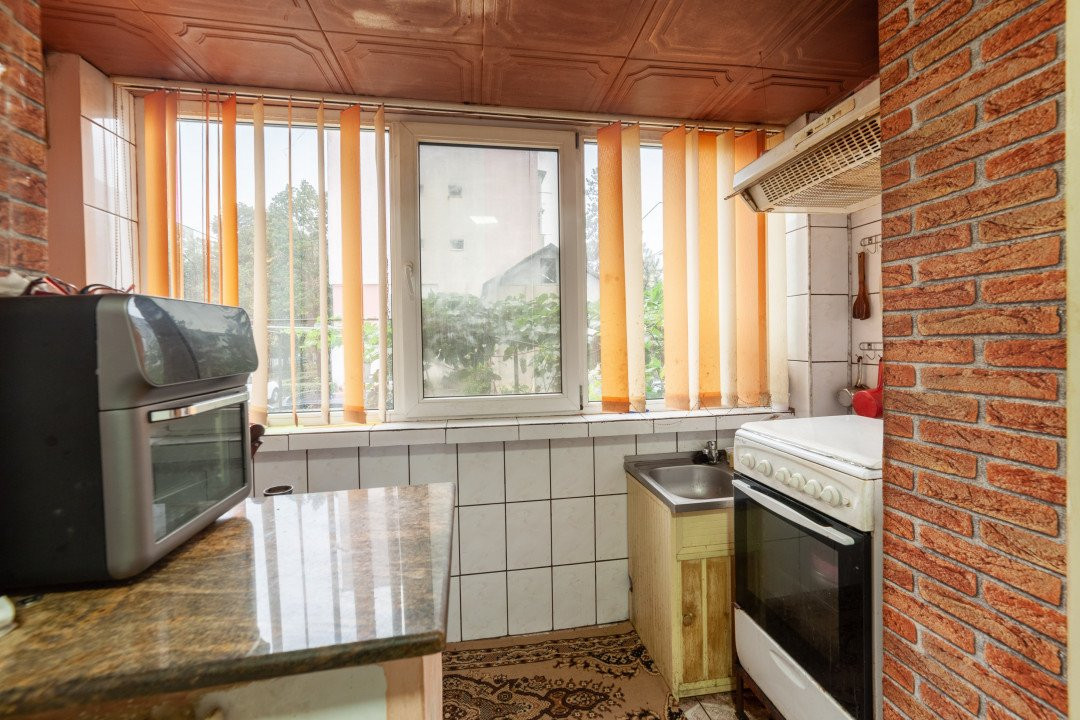 Apartament 2 camere parter Gavana -Paltinului Scoala nr 15
