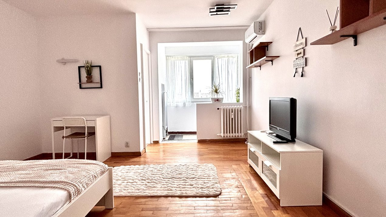 Garsoniera complet mobilata, renovata| Metrou Dristor
