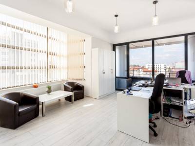 Apartament modern, 2 camere Ultracentral - bloc nou