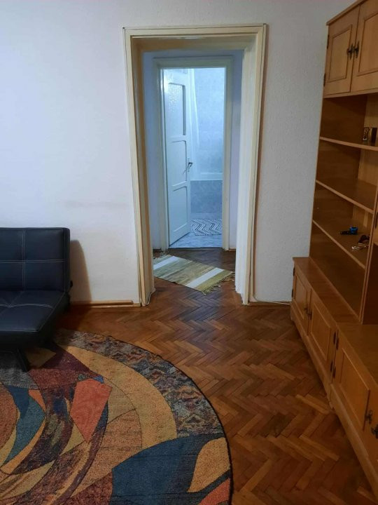 Închiriere apartament 2 camere – central, utilat complet