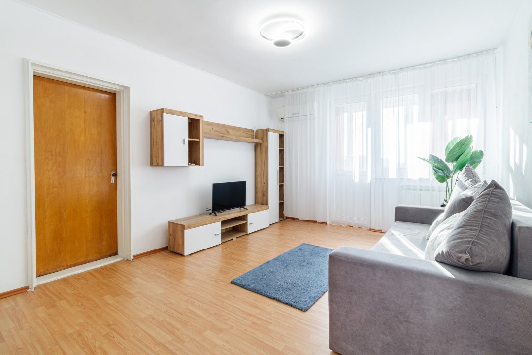 Apartament luminos complet mobilat vis a vis de Parcul Moghioros