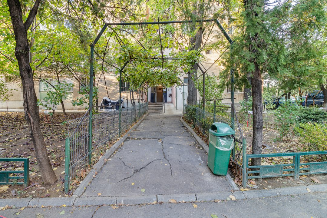 Apartament luminos complet mobilat vis a vis de Parcul Moghioros