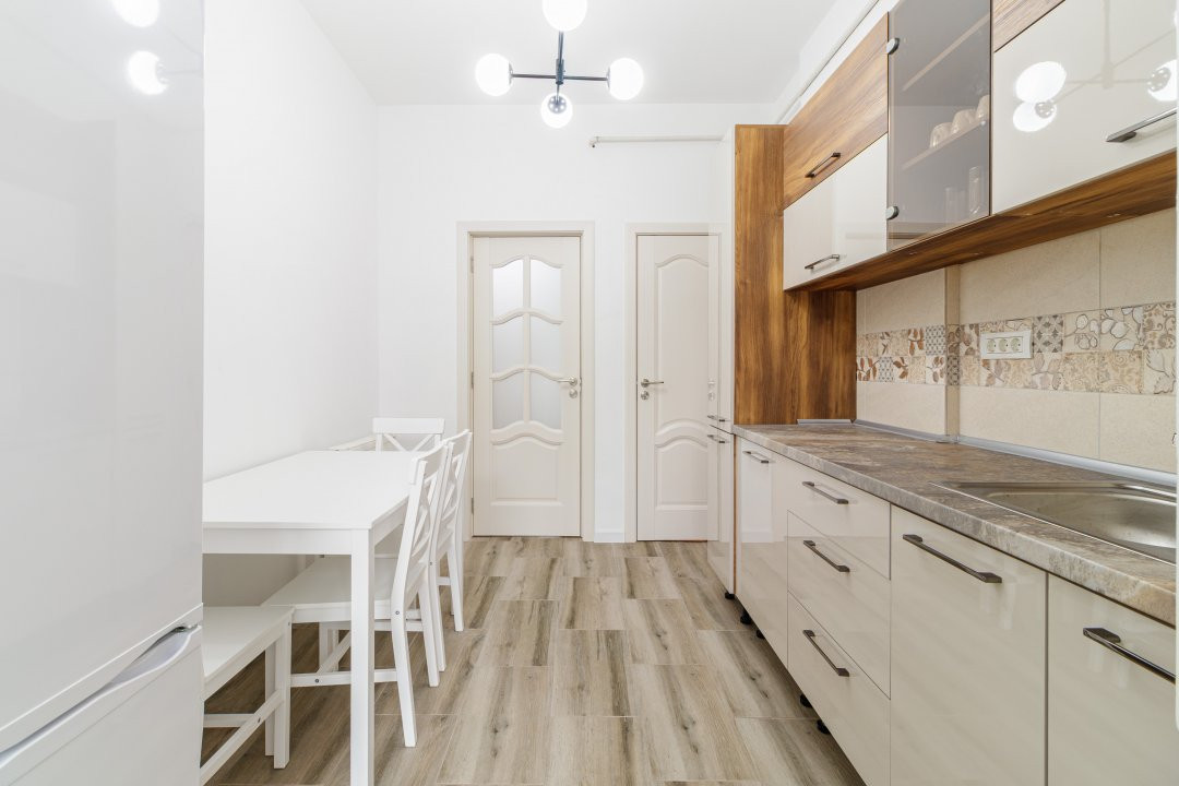 Apartament cochet la vila, Vatra Luminoasa cu centrala si loc de parcare