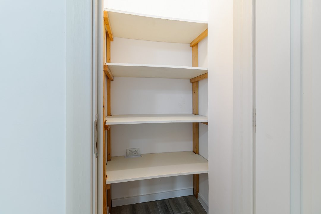 Apartament cochet la vila, Vatra Luminoasa cu centrala si loc de parcare