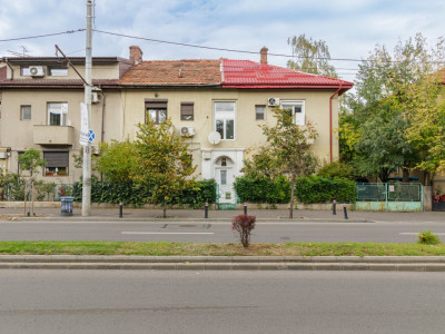 Apartament cochet la vila, Vatra Luminoasa cu centrala si loc de parcare