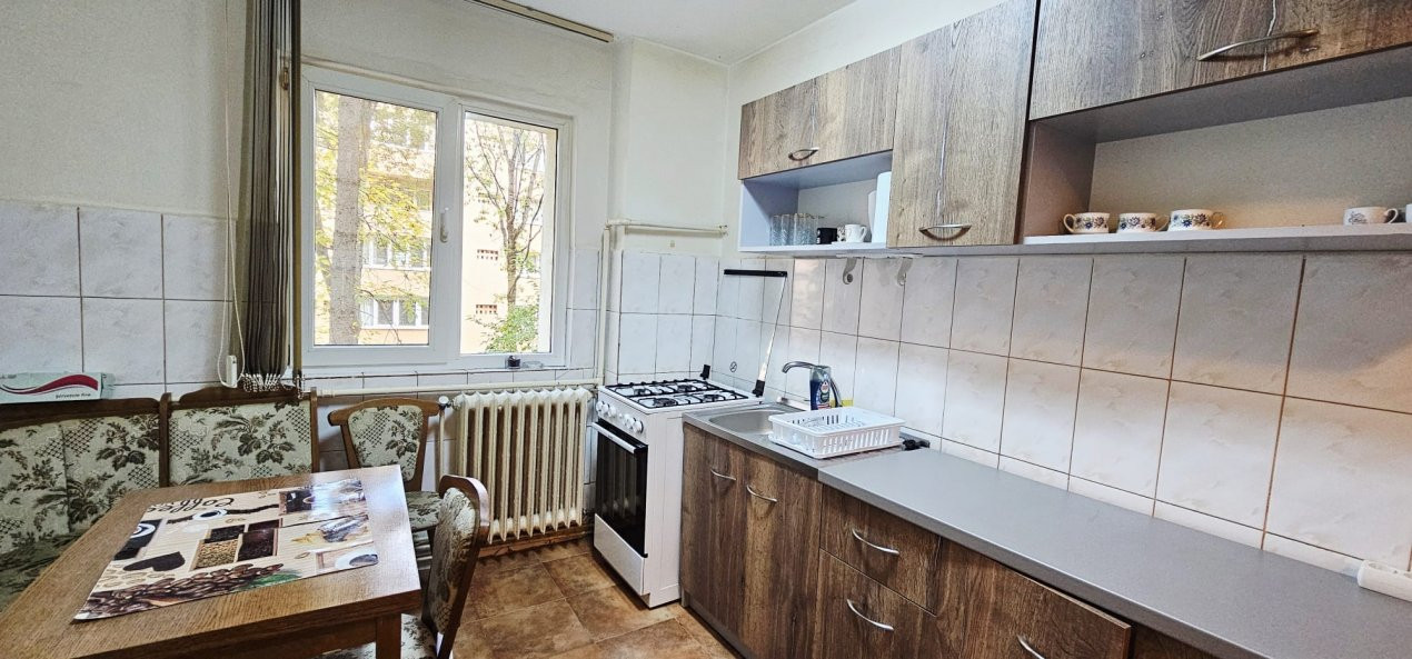 Apartament 2 camere,etaj intemediar si parcare/Gheorgheni,Septimiu Albinii.