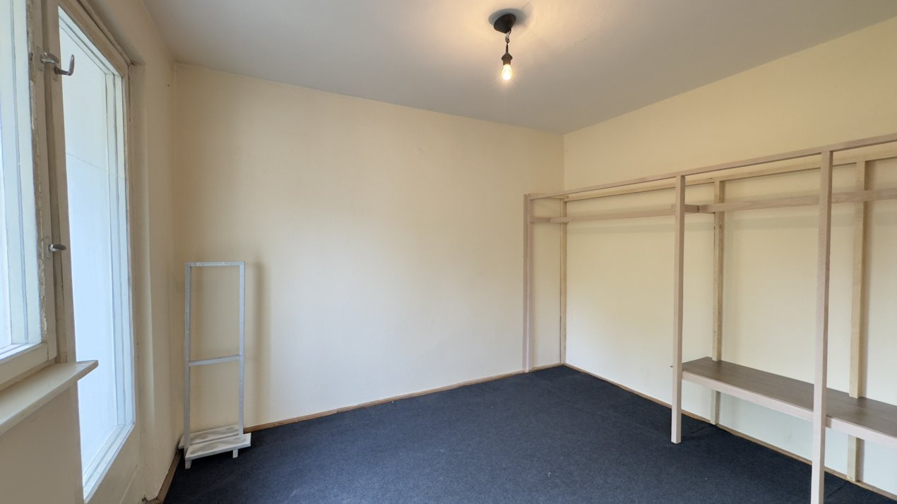 Oportunitate! Apartament 3 camere, Str. Ignisului Nr.24, Etaj III - Carei