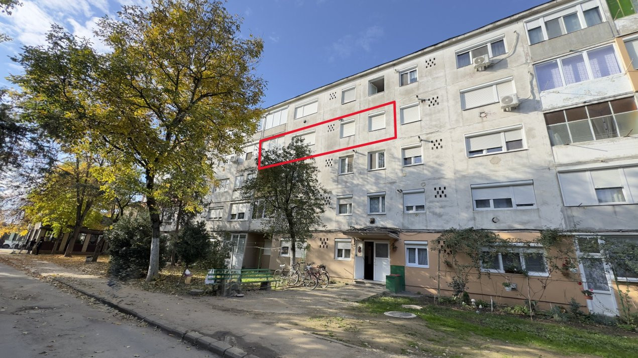 Oportunitate! Apartament 3 camere, Str. Ignisului Nr.24, Etaj III - Carei