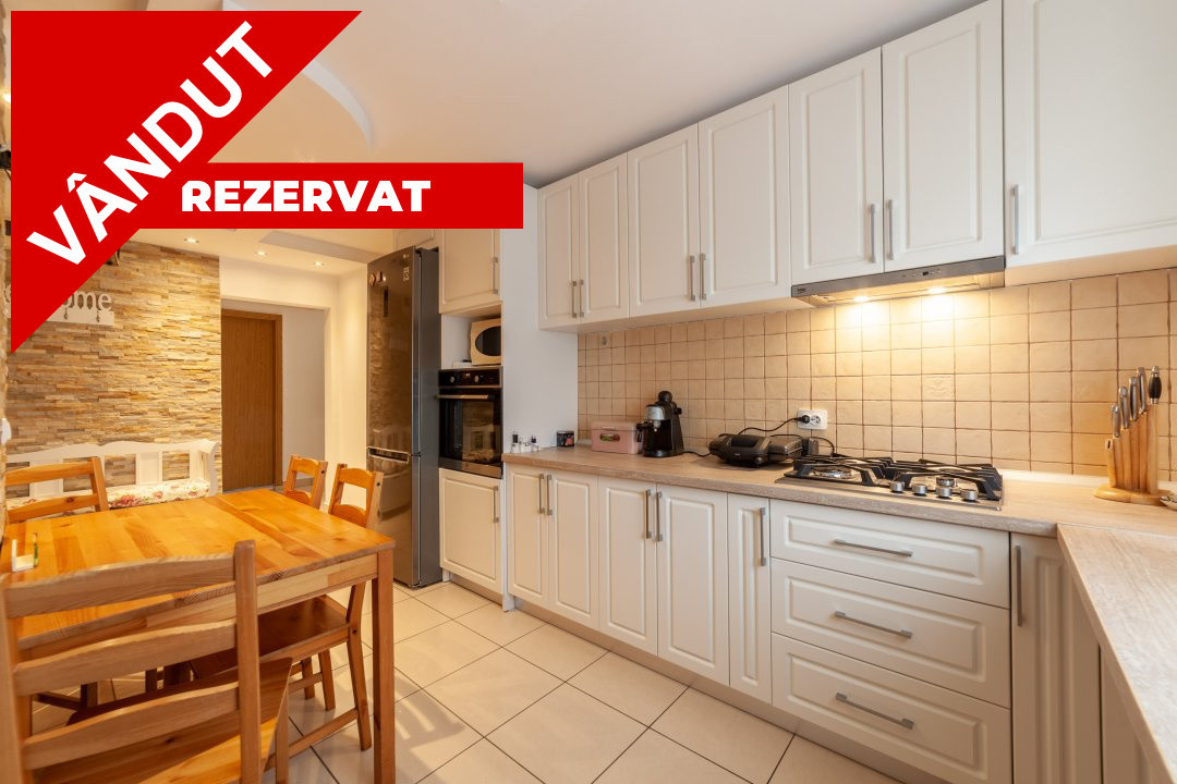 Apartament 3 camere – Auchan Găvana, etaj 3, Pitești