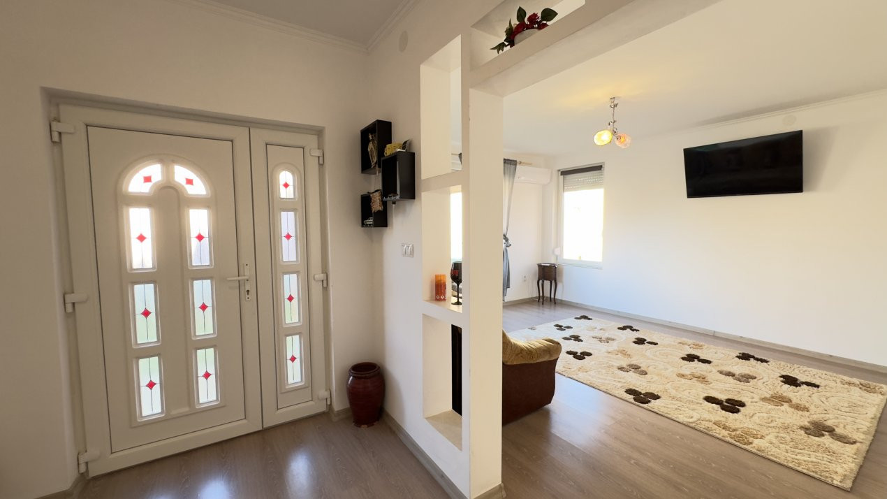 Casă 5 camere, Teren 1079 mp Loc. Cămin Jud. Satu Mare