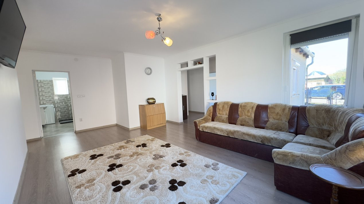 Casă 5 camere, Teren 1079 mp Loc. Cămin Jud. Satu Mare