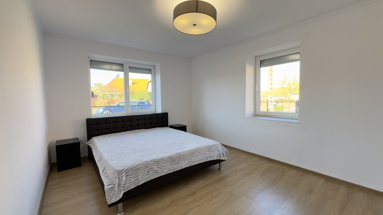Casă 5 camere, Teren 1079 mp Loc. Cămin Jud. Satu Mare