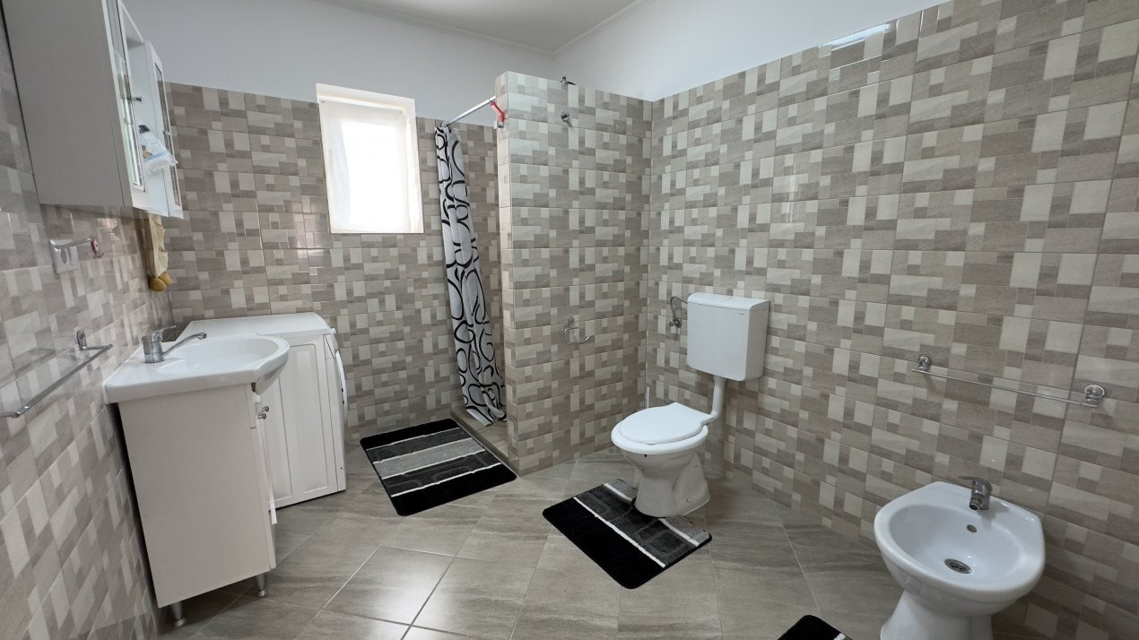 Casă 5 camere, Teren 1079 mp Loc. Cămin Jud. Satu Mare