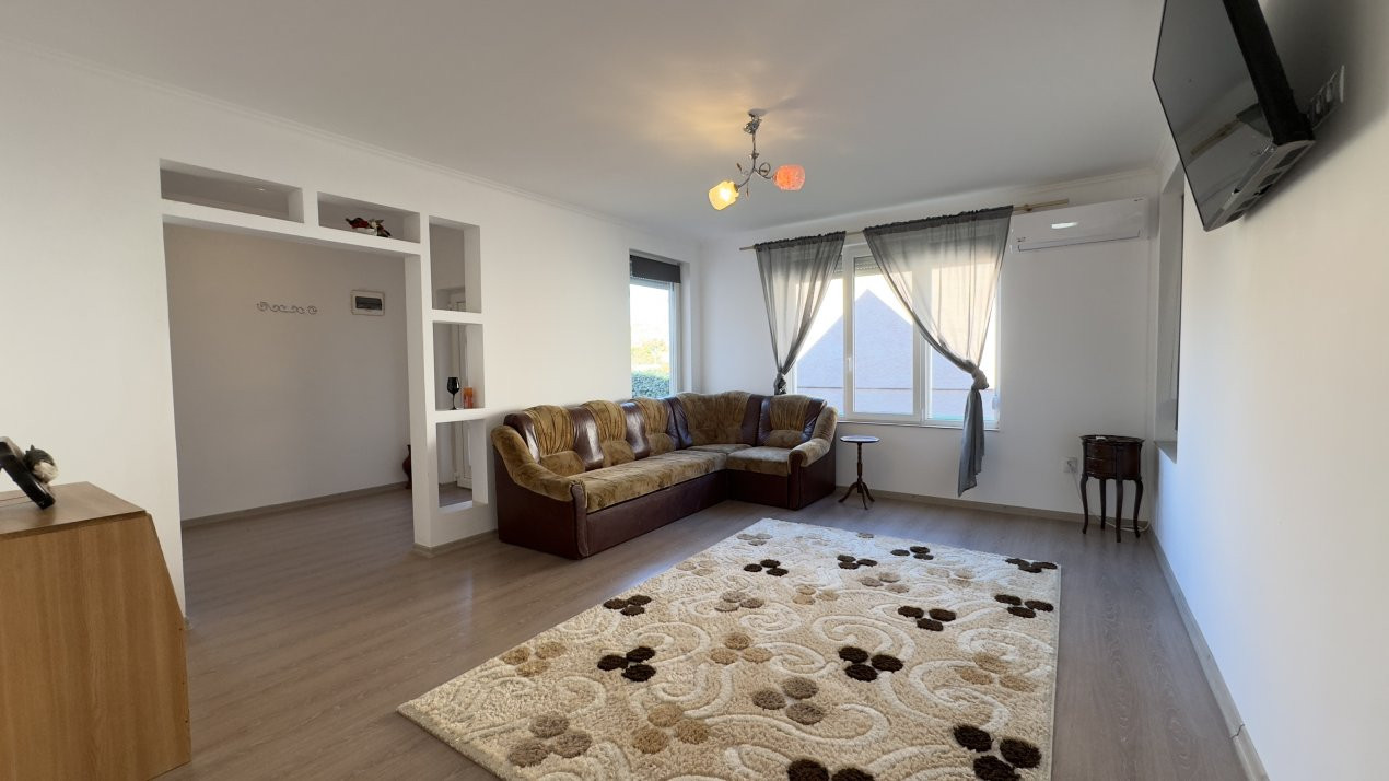 Casă 5 camere, Teren 1079 mp Loc. Cămin Jud. Satu Mare