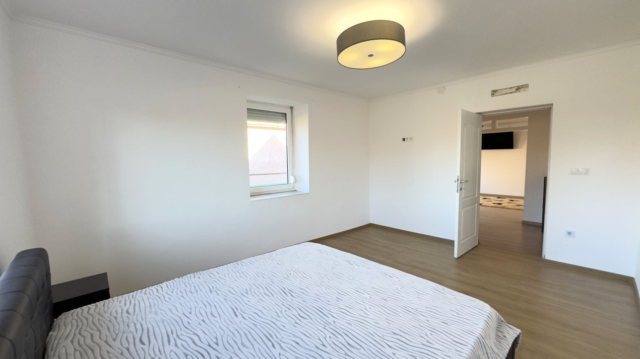Casă 5 camere, Teren 1079 mp Loc. Cămin Jud. Satu Mare