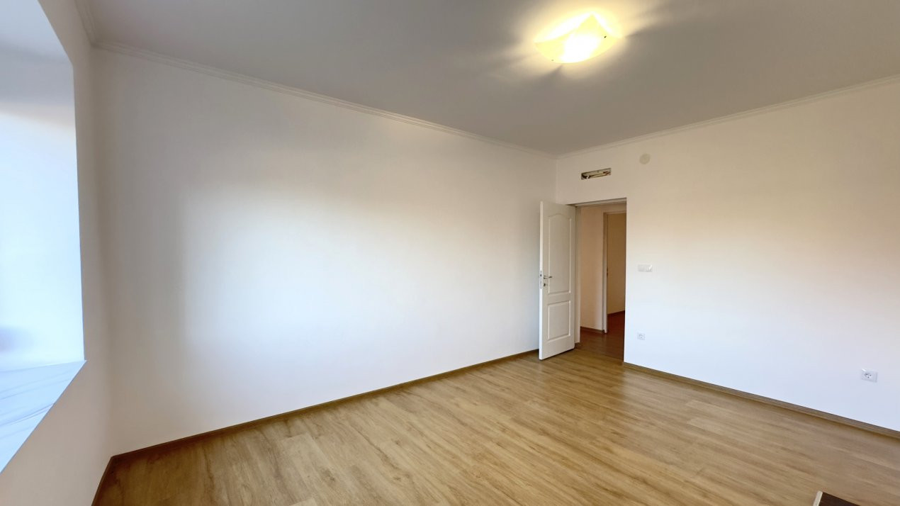 Casă 5 camere, Teren 1079 mp Loc. Cămin Jud. Satu Mare
