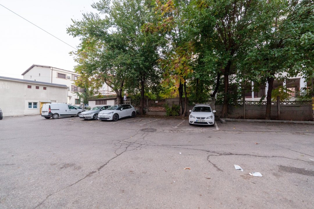 Apartament ultracentral, priveliste superba, 3 camere, 2 balcoane