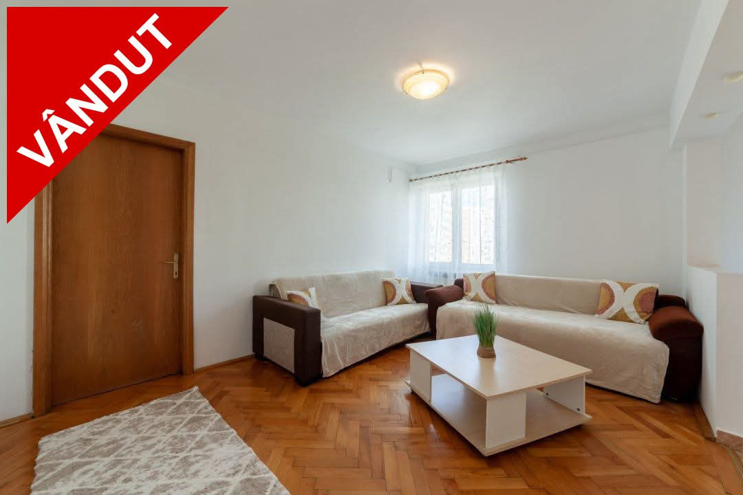 Apartament ultracentral, priveliste superba, 3 camere, 2 balcoane