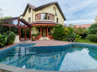 Vilă individuală cu piscină, garaj dublu • teren 766 mp • Popești-Leordeni