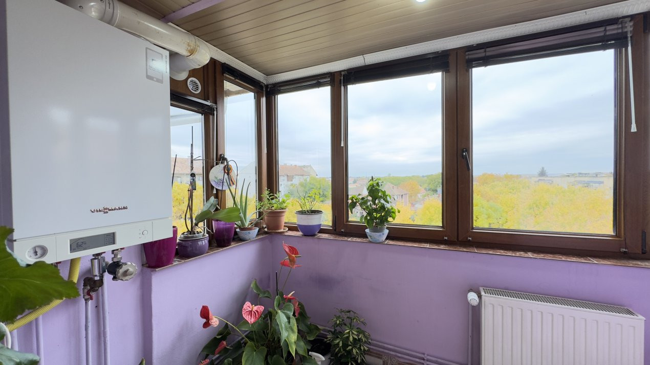 Apartament 3 camere MV2 Etaj IV, Str. Octavian Goga - Carei