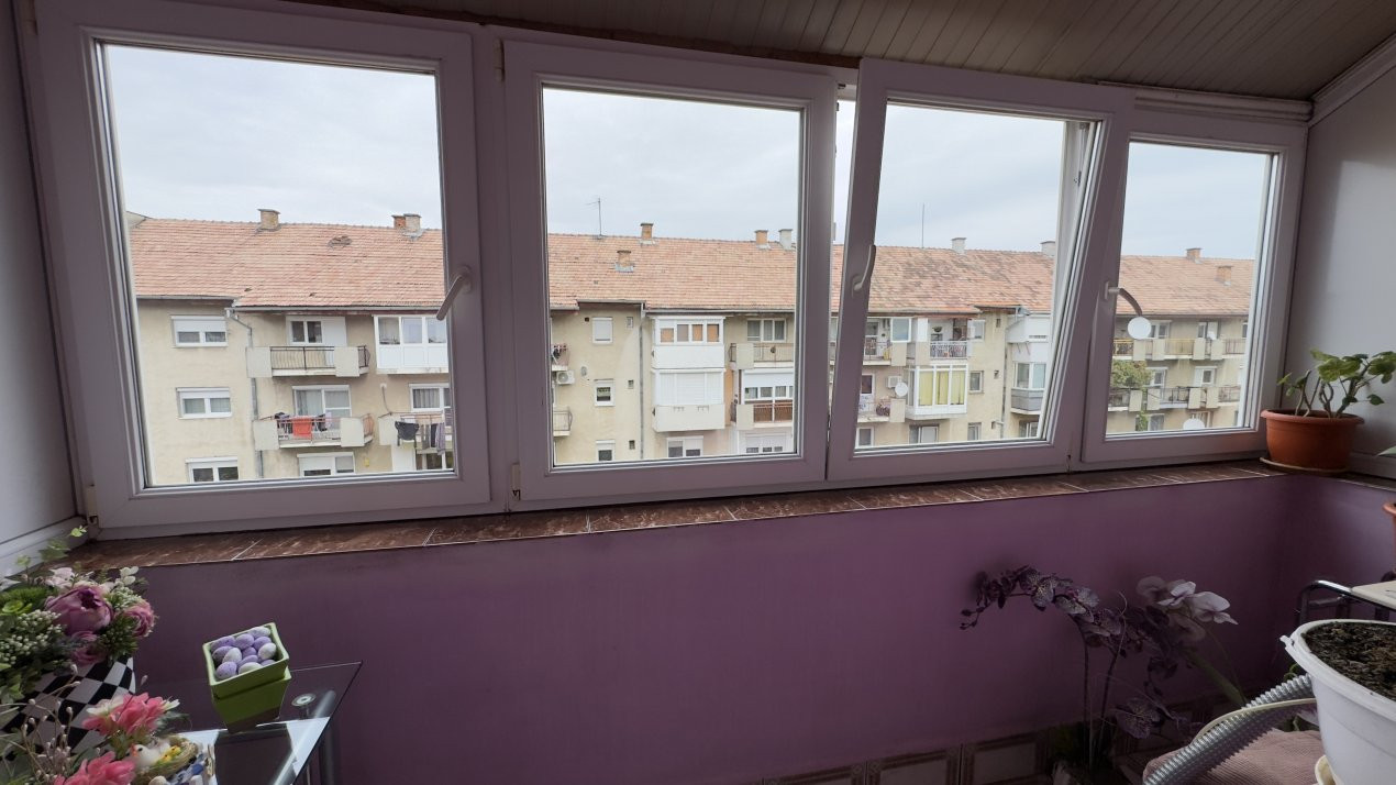 Apartament 3 camere MV2 Etaj IV, Str. Octavian Goga - Carei