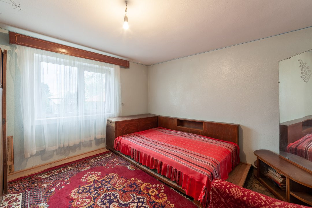 Casa traditionala la tara in Gliganu de Jos Com. Rociu-Arges la 30 km de Pitesti